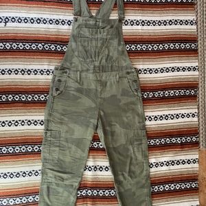 Camouflage overalls